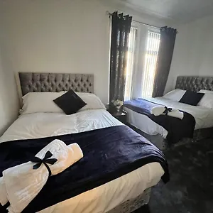 The Victoria - Close To Centre - Sleeps 8 Apartment Leeds (West Yorkshire)