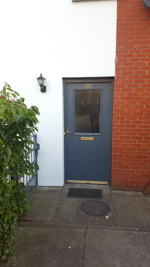 Homestay Alexandra Park Town House 223 Apartment Belfast